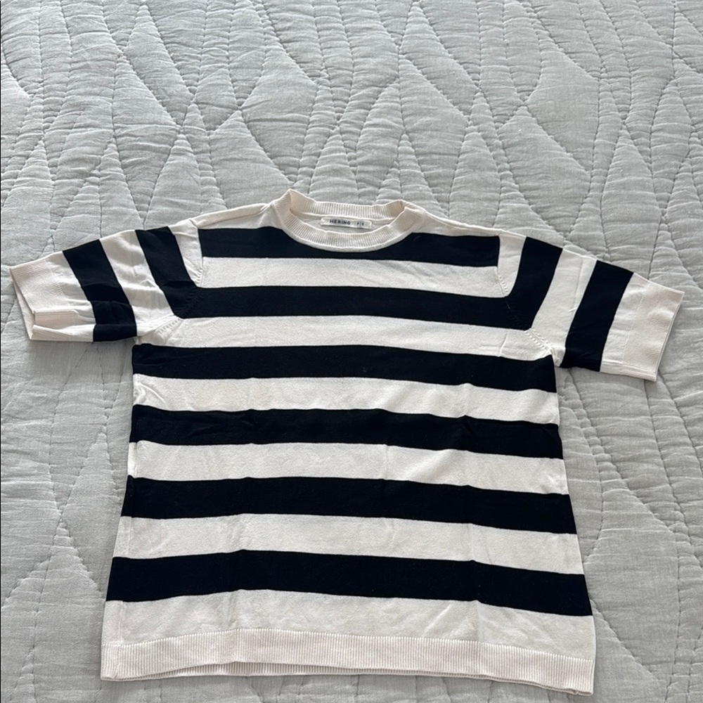 Ring Black and White Striped Short Sleeve Tee